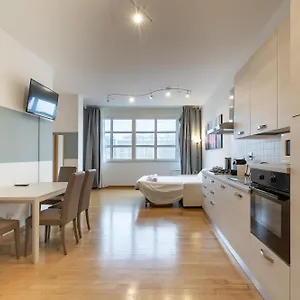  Apartment 4 Star Family&friends - Self Check-in